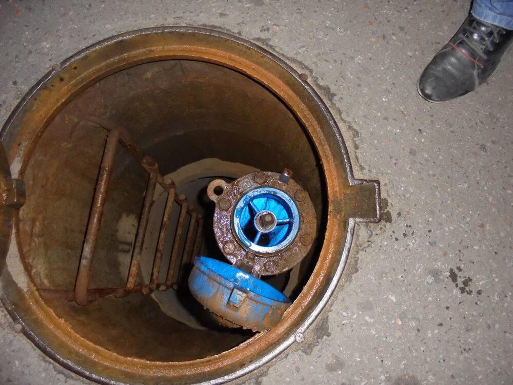 Испытания наружного кольцевого противопожарного водопровода вблизи ТЦ «Зельгрос»